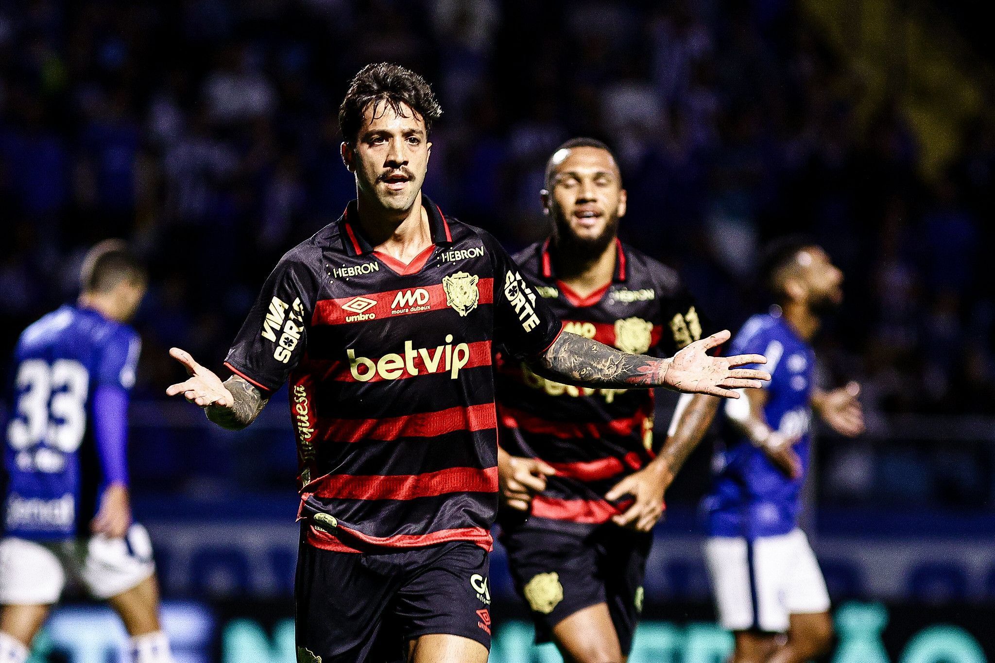 Sólido, Sport vence Avaí na estreia de Pepa e cola no G4 da Série B