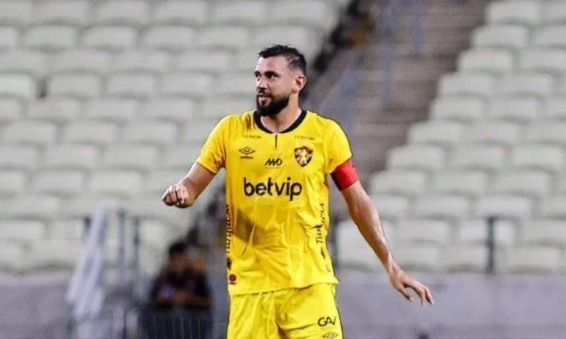 Acertado com clube da Série B, ex-Cruzeiro rescinde contrato com o Sport