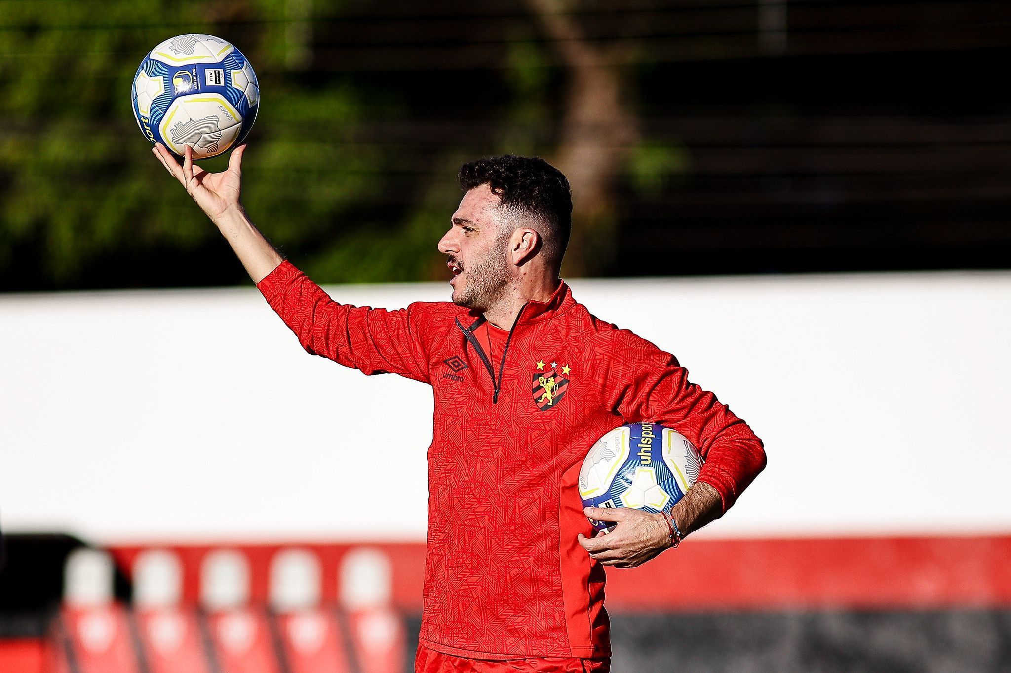 Em má fase, Sport promete reforços na próxima janela de transferências