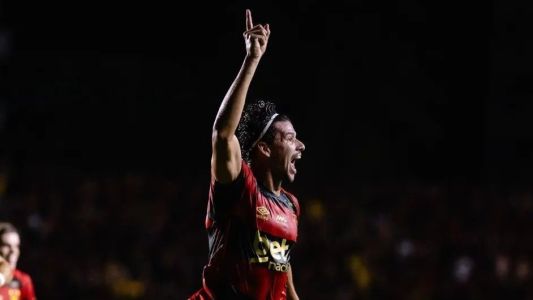 Chico comemora gol pelo Sport