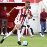 América estuda contratação de zagueiro ex-Cruzeiro que está na Europa