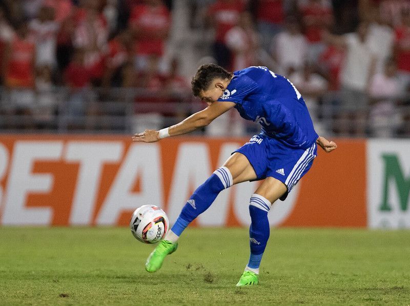 Atacante se despede do Cruzeiro para jogar na Europa e manda recado à torcida