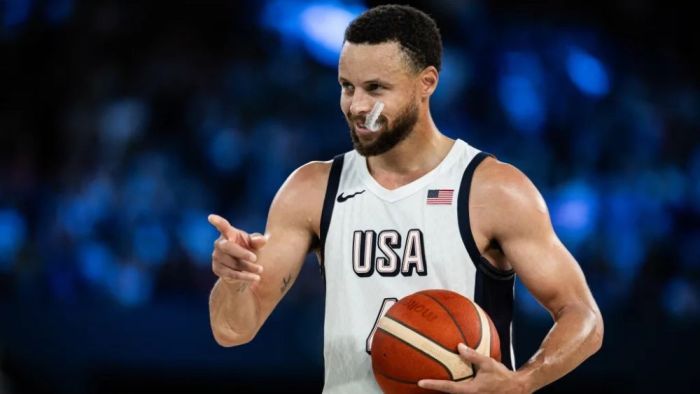 Stephen Curry, armador dos Estados Unidos