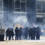 Barroso e ministros vão abrir mostra no STF com peças destruídas no 8 de Janeiro