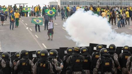 STF começa a analisar denúncias contra 100 pessoas envolvidas em atos de 8 de janeiro