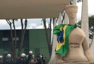 Moraes pede manifestação da PGR para definir sobre progressão de pena de 'Débora do Batom'