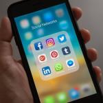 Julgamento no STF pode regular redes sociais; entenda
