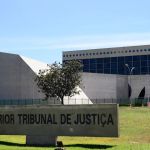 Filho que matou a mãe durante surto poderá receber seguro de vida dela, decide STJ