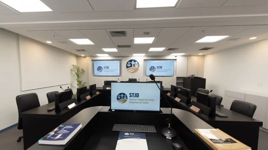 STJD determina que Sport jogue com portões fechados após atentado ao Fortaleza