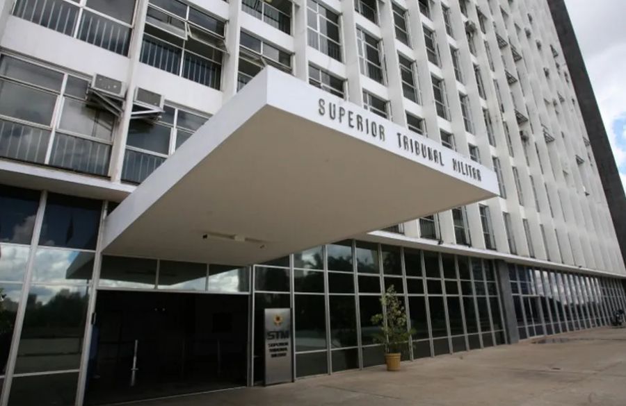 Tribunal Militar marca julgamento de recurso de Bolsonaro contra integrante da Corte
