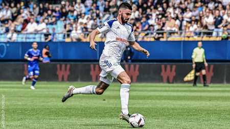 Strasbourg tenta fugir do Z4