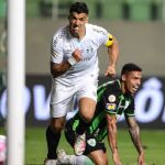 Luis Suárez marca contra o América e chega a 550 gols na carreira