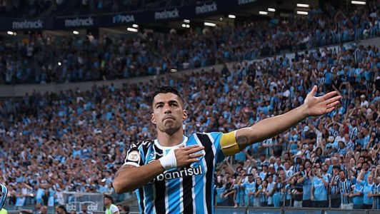Suárez decide em despedida do Grêmio