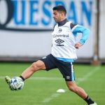 Presidente do Grêmio confirma desejo de Suárez de ir a Barcelona se consultar