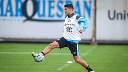 Suárez deve viajar à Barcelona em breve