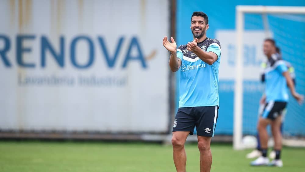 Grêmio: Suárez e Carballo são convocados pela Seleção Uruguaia