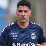 Torcida do Grêmio esgota ingressos para apresentação de Suárez na Arena