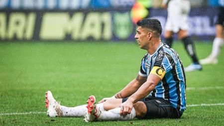 Suárez tentou mas não conseguiu decidir na derrota de 1 a 0 para o Corinthians