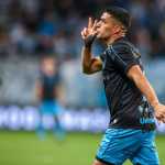 Suárez encerra jejum de dois meses sem gols pelo Grêmio: 'Meu trabalho é ajudar'