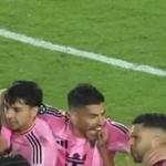 Luís Suárez tenta morder jogador durante confusão em jogo nos EUA