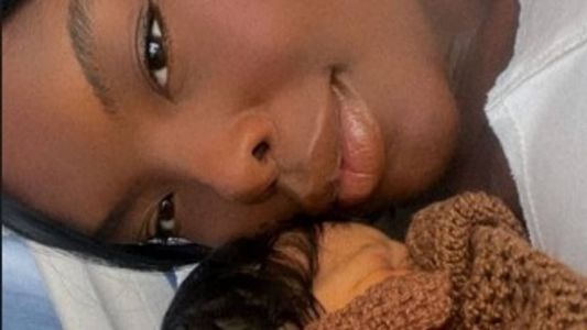 Suelen Gervasio e a filha