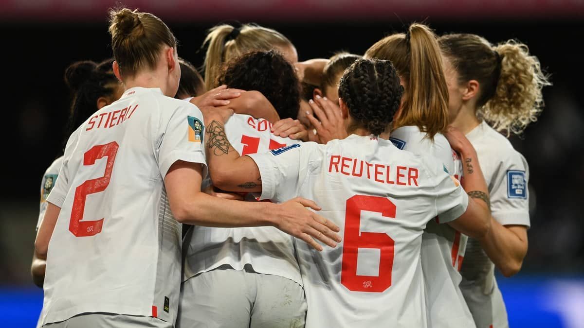 Suíça vence Filipinas e é lider do Grupo A da Copa do Mundo Feminina
