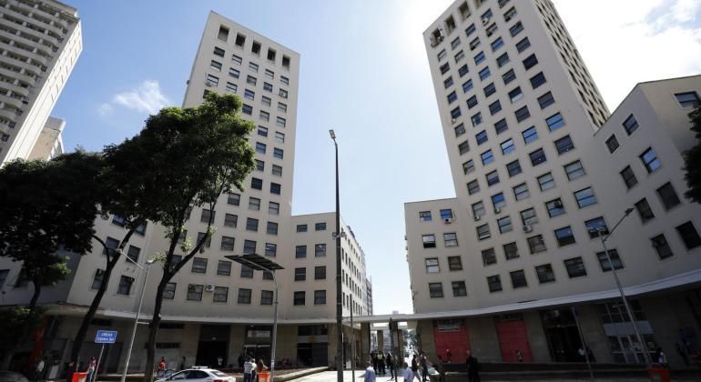 PBH inaugura praça entre prédios Sulacap e Sulamérica no Centro