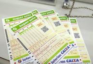 Loteria da Caixa acumulada há 62 concursos sorteia segundo maior prêmio da história