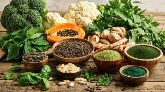 Superalimentos que aceleram a queima de gordura além da chia e do limãoSuperalimentos que aceleram a queima de gordura além da chia e do limão