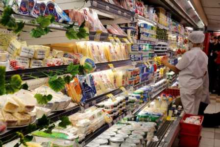 Preços de alimentos e bebidas foram responsáveis por um terço da inflação em 2025 | CNN Brasil