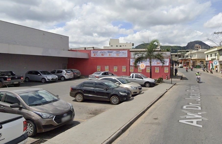 Testemunhas revelam desespero após tiros em supermercado de Caeté: 'todo mundo correu'