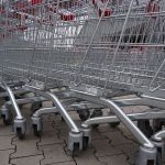Falta de mão de obra estrangula supermercados, que veem carreira perder apelo entre jovens