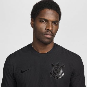 Corinthians lança nova linha de uniformes para 2024; veja os modelos