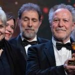 Documentário sobre clínica psiquiátrica flutuante leva Urso de Ouro na Berlinale
