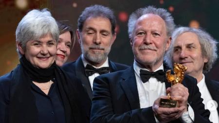 'Sur l'Adamant' recebe leão de ouro na Berlinale 2023