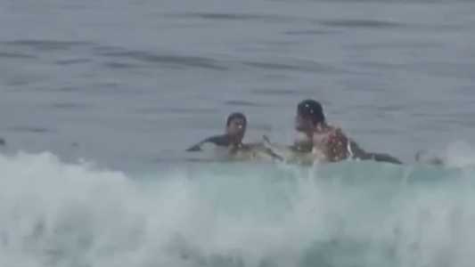 Surfista americana é agredida por surfista capixaba em praia de Bali, na Indonésia