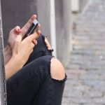 Vizinho é preso suspeito de ameaçar e enviar pornografia a mãe e filha em Minas