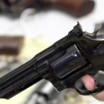 Ladrão é preso após fazer avó e neta reféns e apontar arma para a cabeça da criança em SP