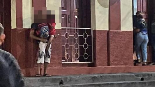 Suspeito de 24 anos disse para a polícia que 'pessoas queriam matá-lo'