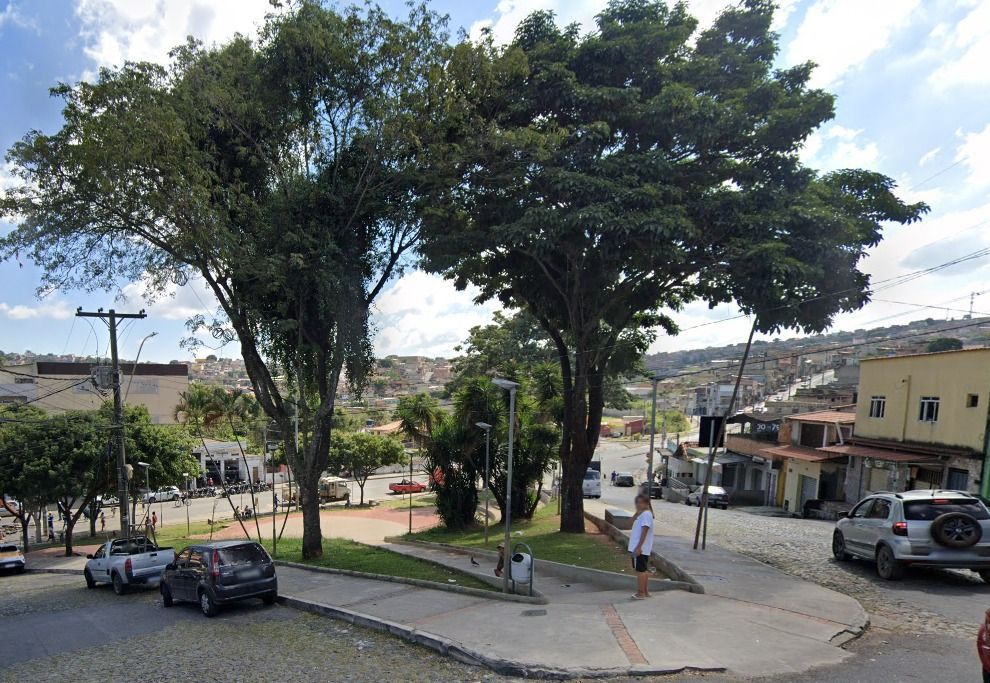 Suspeito de integrar quadrilha de roubo a banco esfaqueia mulher na testa e é preso na Grande BH