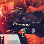 DJ da Grande BH é suspeito de tentar matar a namorada por conta de ciúmes
