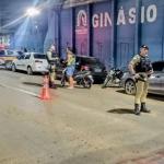 Homem que divulgava pontos de blitz em grupos de Whatsapp é preso em Minas