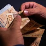 Conselheiro que recebeu R$ 25 mil em horas extras não trabalhadas é denunciado em Minas