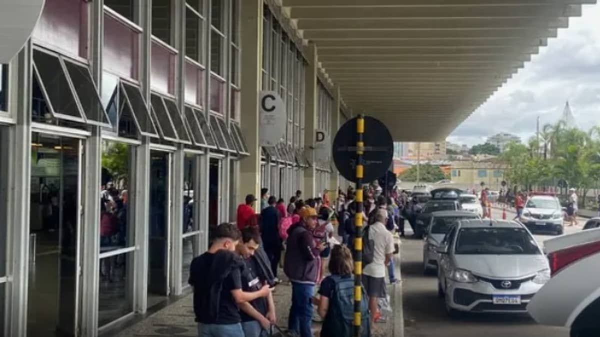 Homem de 38 anos é preso na Rodoviária de BH suspeito de induzir fuga de adolescente de casa