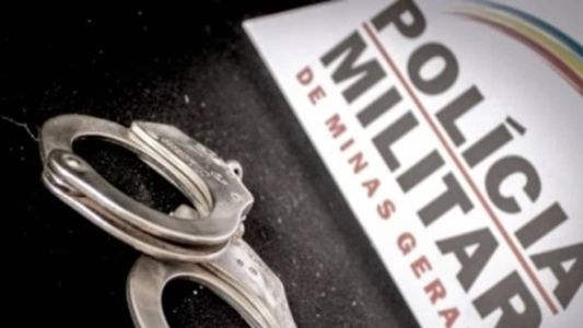 Suspeito foi preso pela PM em um apartamento em Ibirité