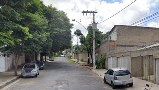 Suspeito fugiu em um carro preto pela região da Pampulha