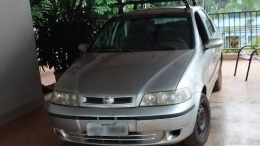Suspeito levou o carro e mais R$ 1 mil dos pais