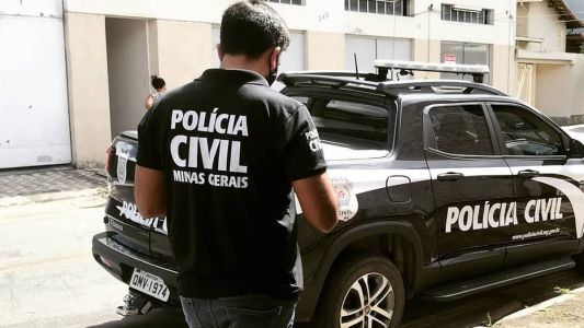 Suspeito tentou fugir pelos fundos da casa, mas imóvel estava cercado pelos policiais