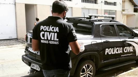Suspeito tentou fugir pelos fundos da casa, mas imóvel estava cercado pelos policiais
