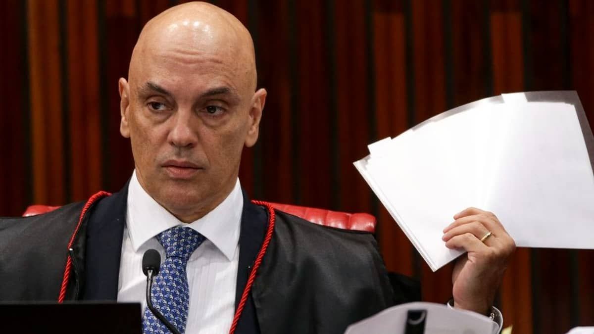 Brasileiros que hostilizaram Moraes no exterior poderão ser processados no Brasil, dizem especialistas
